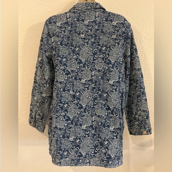 Chicos blue denim jacket with white flowers size 1 - Picture 2 of 8
